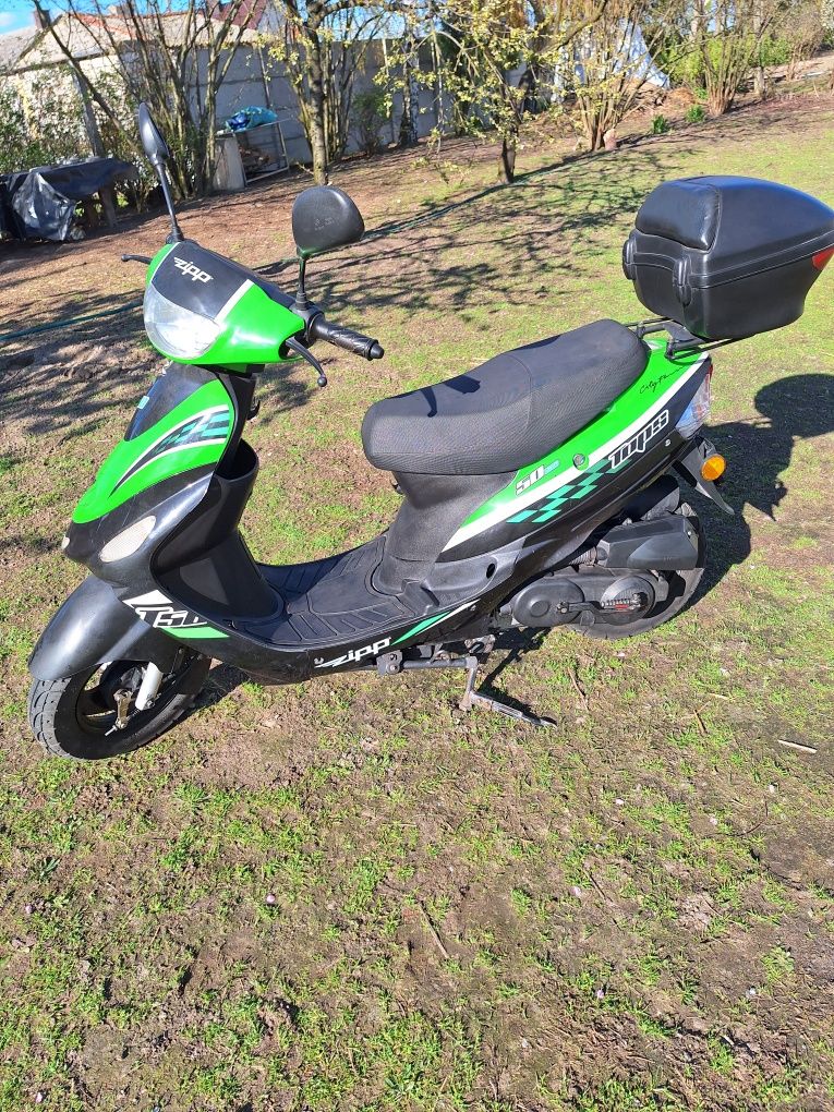 Sprzedam skuter zipp 50 cc