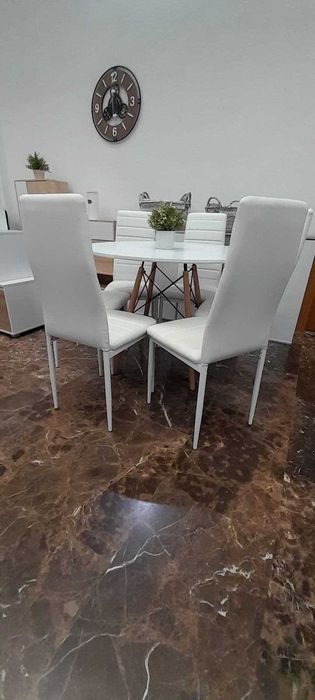 Novo! Conjunto de mesa de jantar e cadeiras com transporte gratuito