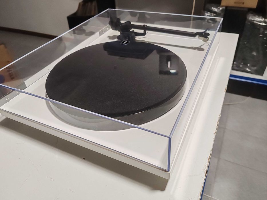 Gira-discos Regaplanar