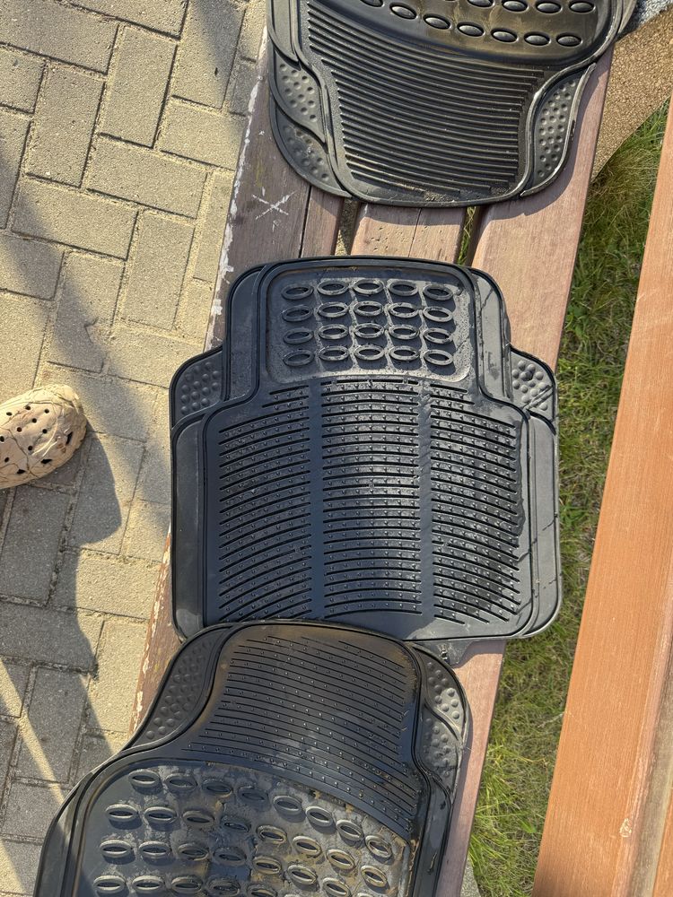 Komplet dywaników citroen c4
