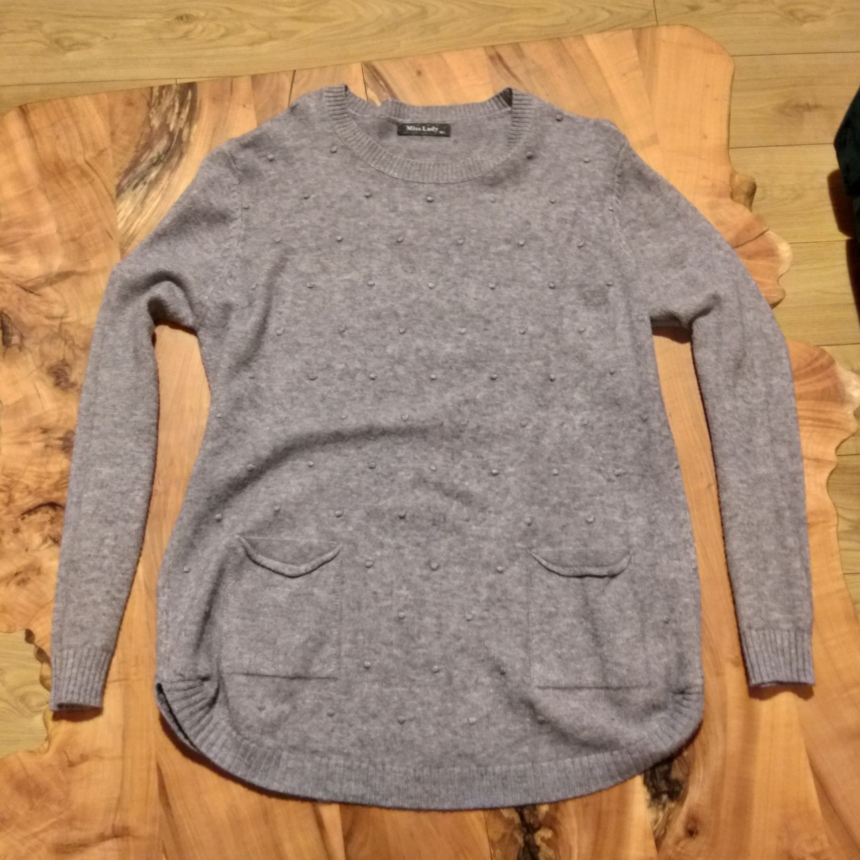 Nowy sweter 36-38 szary