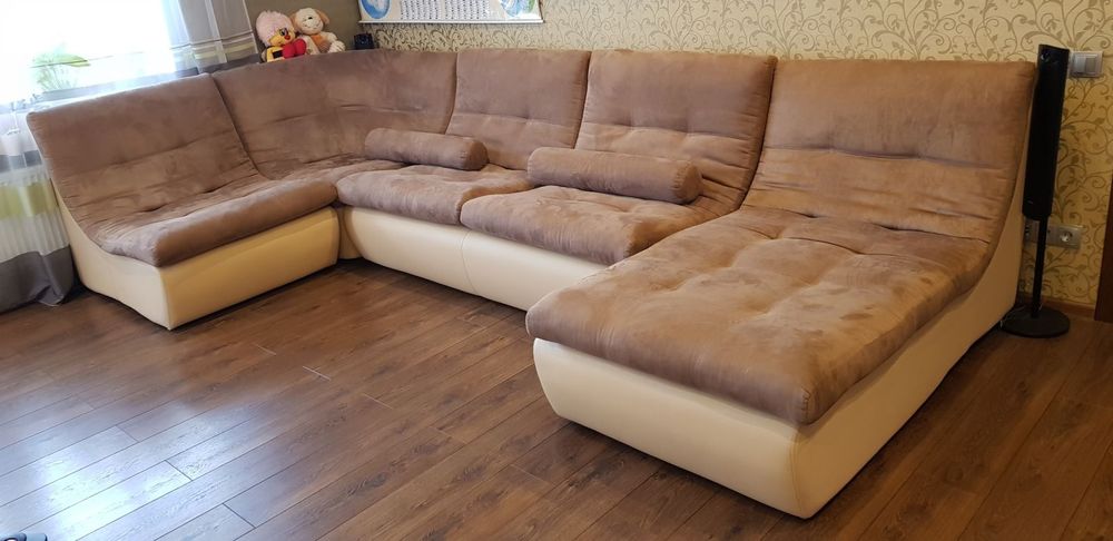 Великий кутовий диван