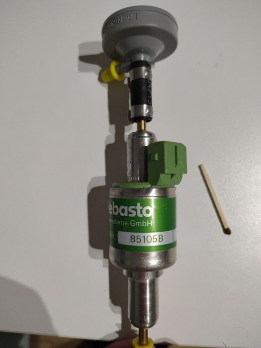 Pompa paliwa z przepustnicą WEBASTO 85105B 24 Volt