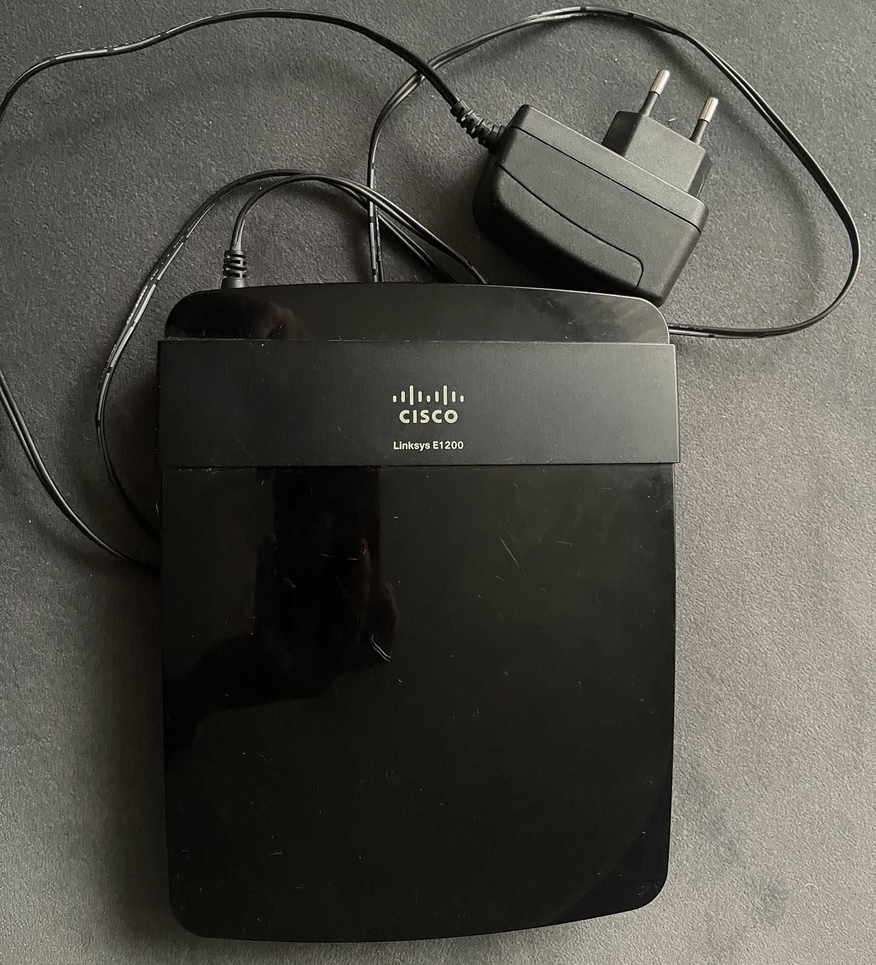 Роутер Cisco Linksys E1200 з Wi Fi