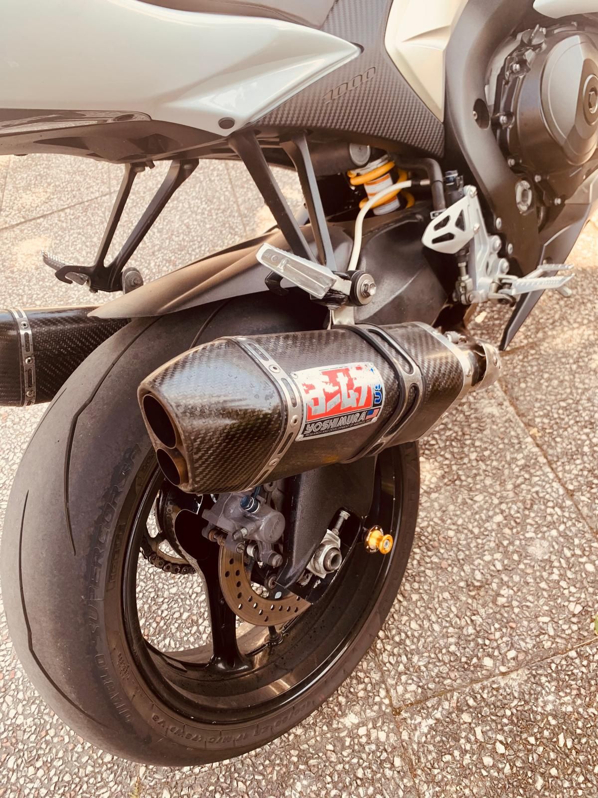 Suzuki GSXR 1000 k9
