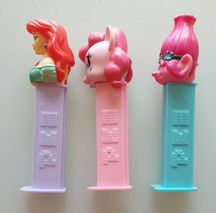 Colares - PEZ - Hello Kitty - Aneis de criança
