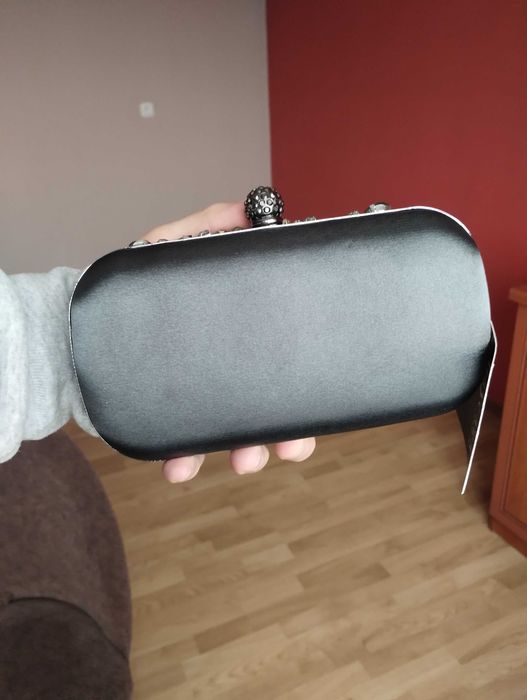Mascara Kopertówka    Ciemnoszara Ozdobna z Kryształkami na Łańcuszku
