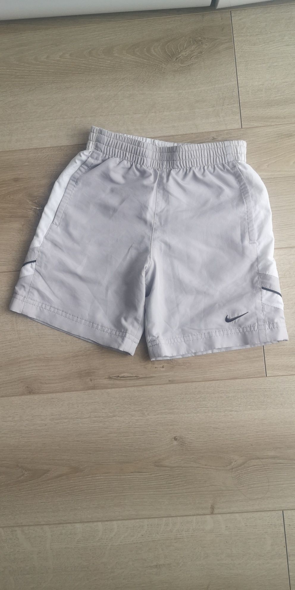 Spodenki Nike 4-5 lat