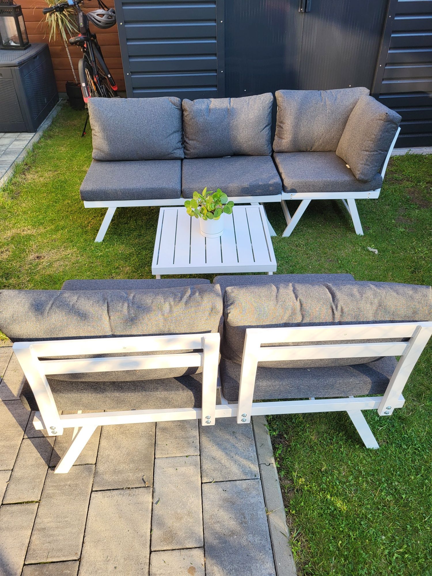 Komplet mebli ogrodowych