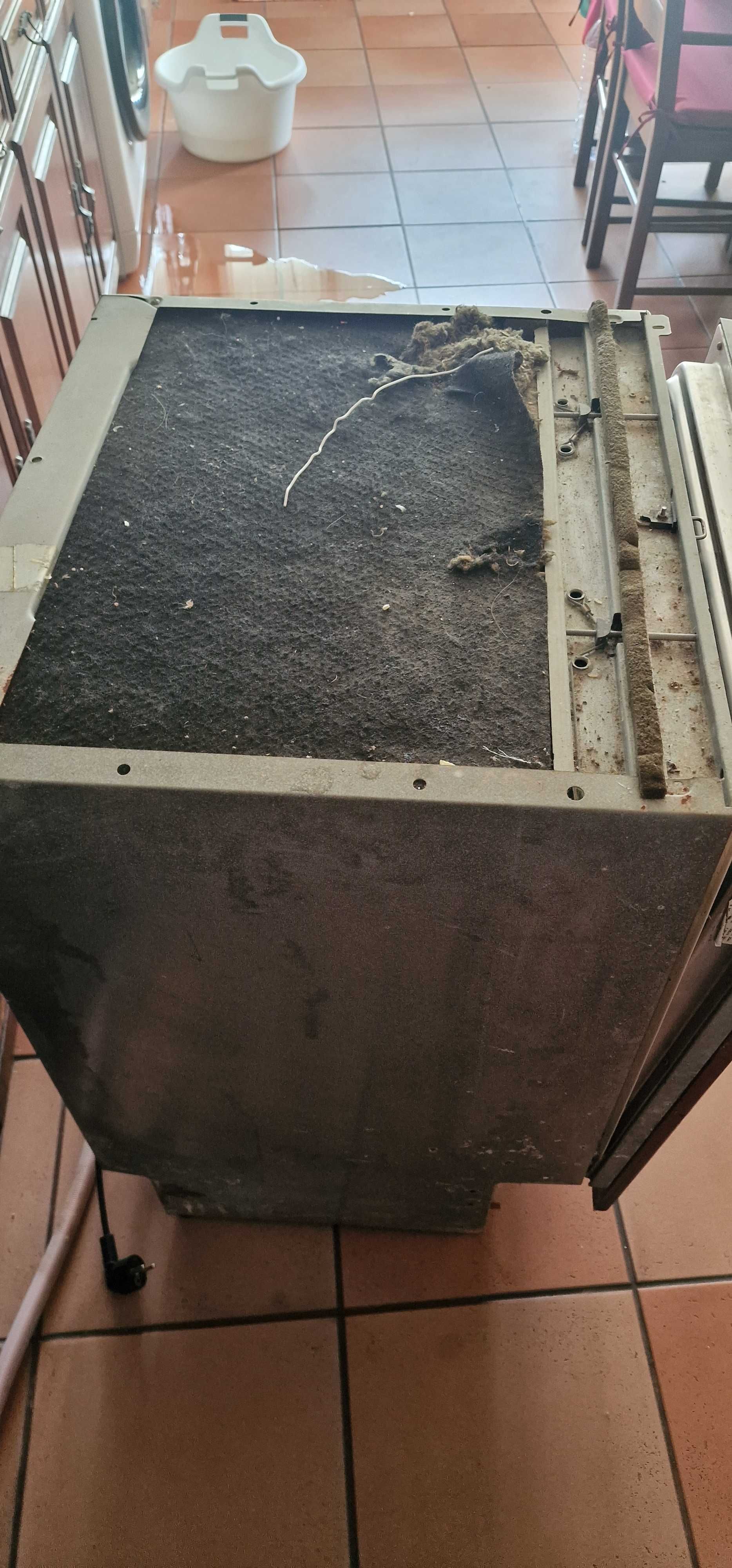 Máquina Lavar Loiça Ariston para peças