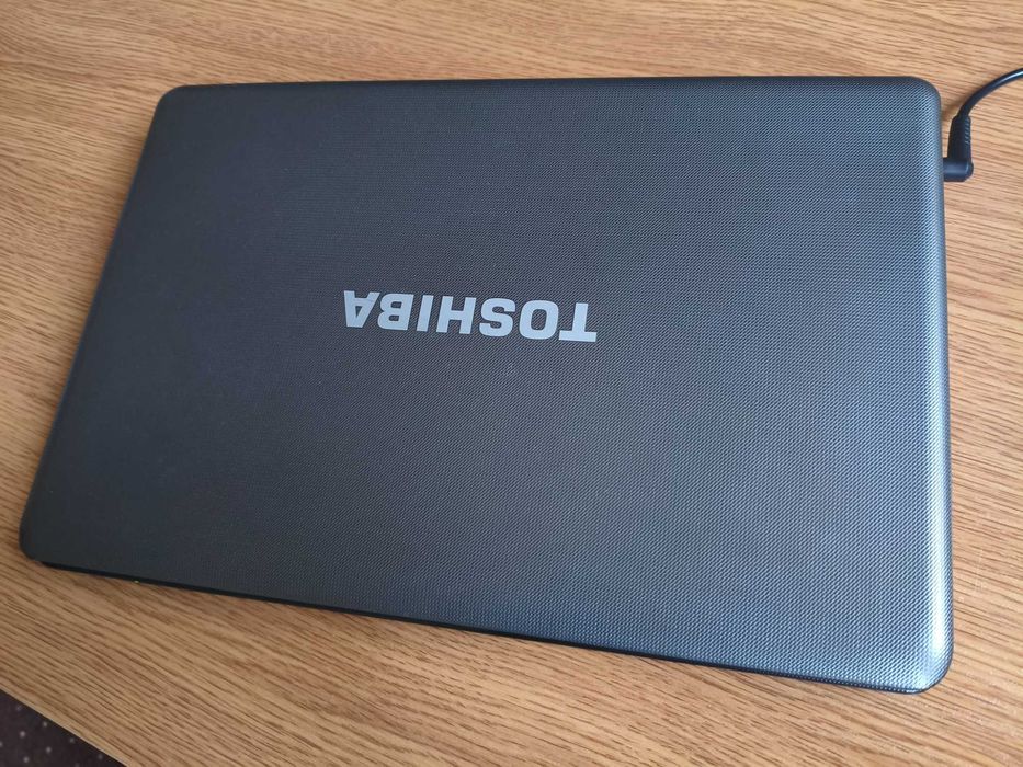 Laptop notebook Toshiba Satellite C660-12U, 3GB Ram, 250GB, Windows 10