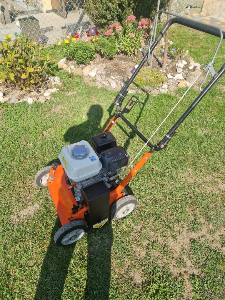 Wertykulator spalinowy Honda