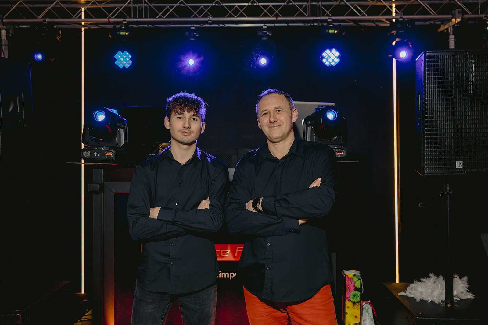 DJ wodzirej na wesele foto budka,lustro,ciężki dym,Love, pistolet co2
