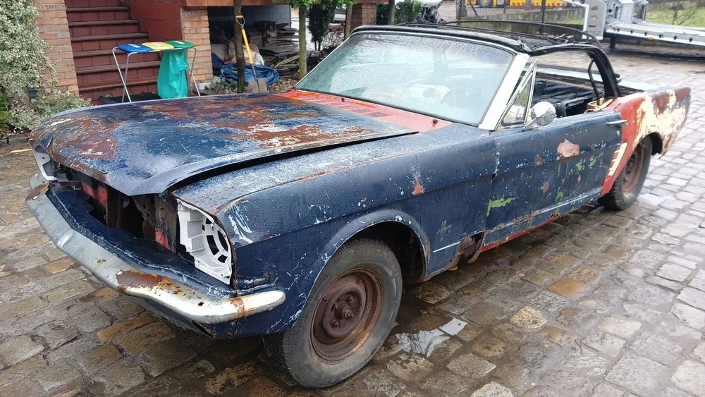 Ford Mustang 66 CABRIOLET 6 cyl automatik projekt