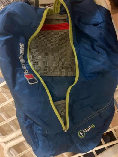 Подам рюкзак Berghaus