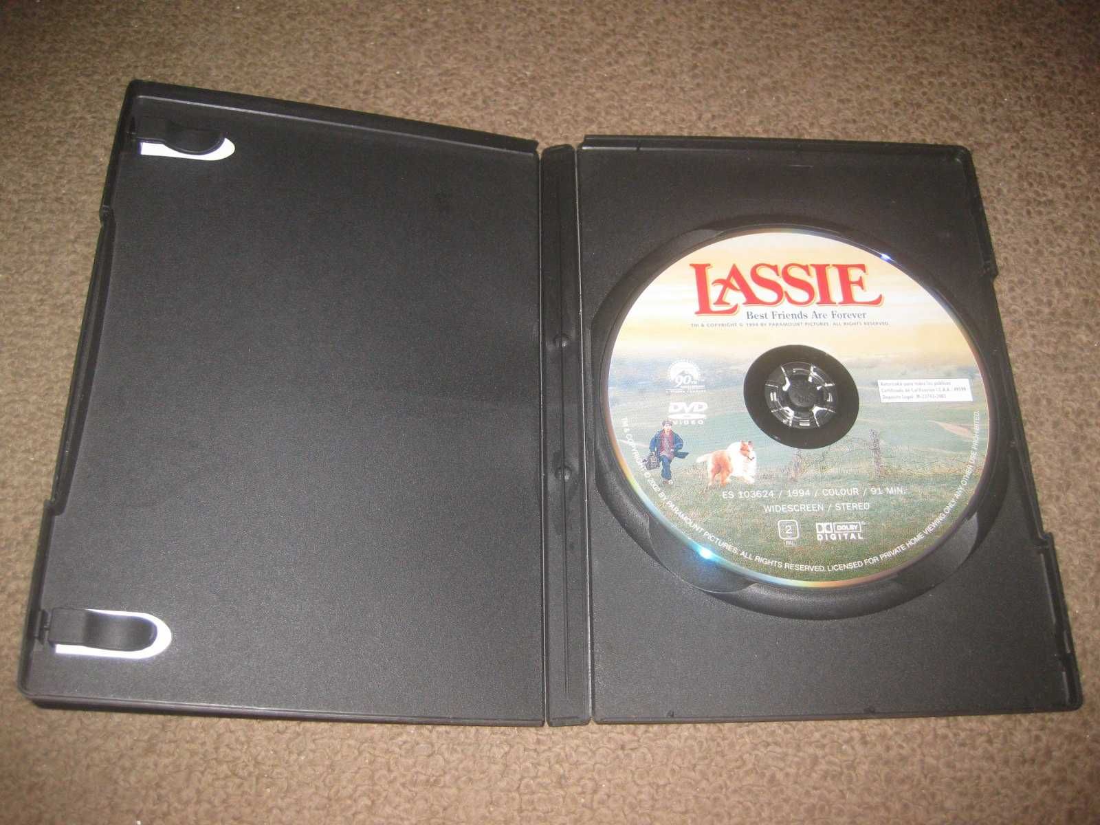 DVD "Lassie: Os Melhores Amigos São Para Sempre" com Helen Slater/Raro