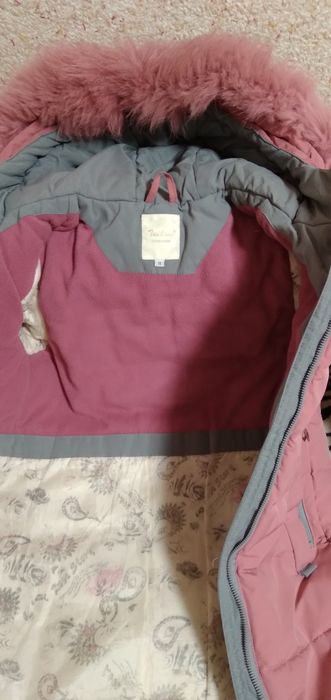 Куртка зимова ( зима ) на дівчинку ( 8-12 років залежно від дитини)