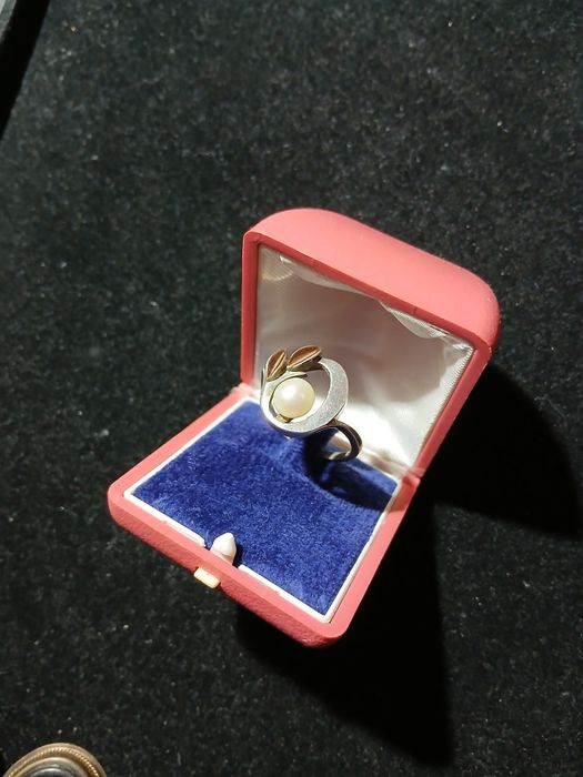 Продам серебряный сувенир