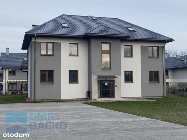 Przestronne Mieszkanie z Ogródkiem, 2 miejsca post