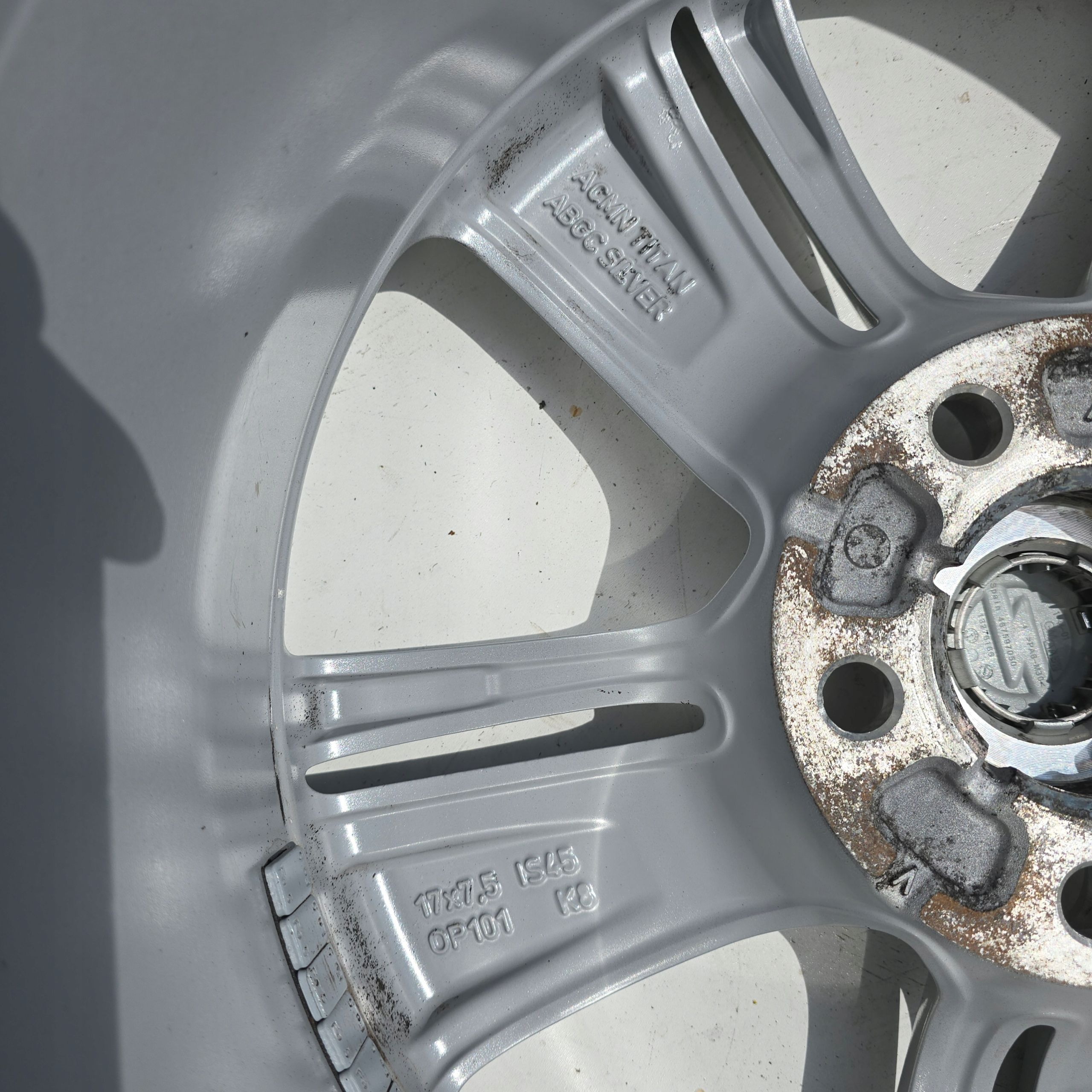 Opel Astra J Zafira C Insignia B 17'' ET45 IS45 5x115 7.5 4X