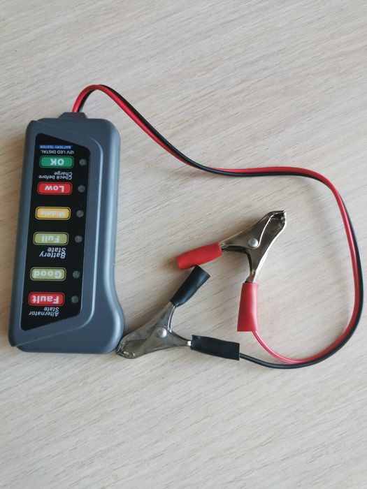 Тестер напруги акумулятора і генератора