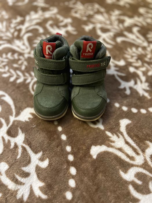 Продам дитячі чобітки фірми Reima