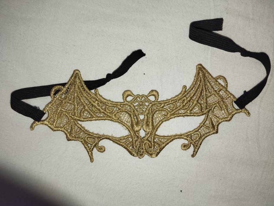 Маскарадні маски