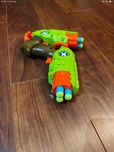 Armas X-shot com disparo distante