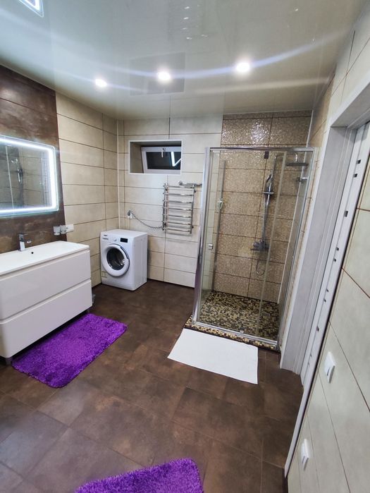 в м.Самар, дім на 4 окремі кімнати; 115 кв/м