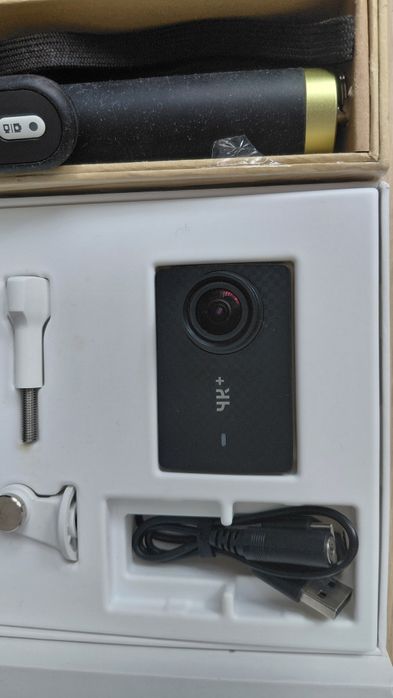 Kamera Xiaomi YI 4K+ Action Camera