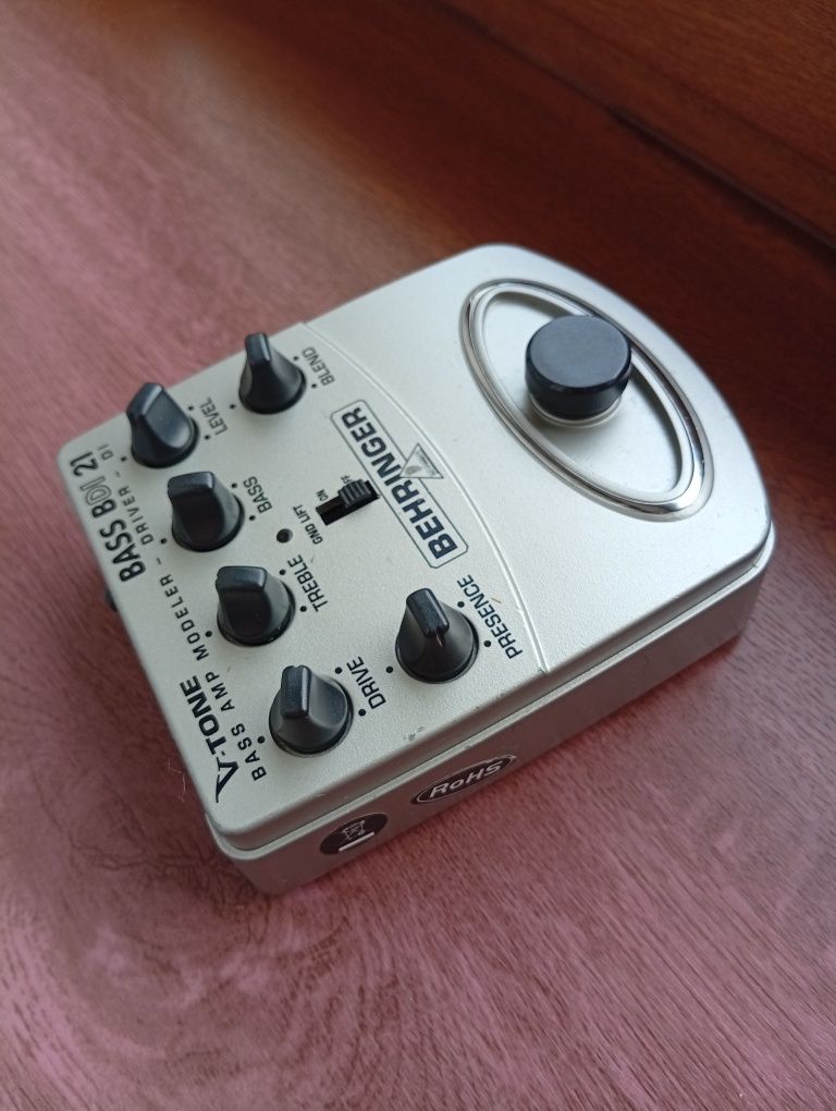 Behringer BDI 21 Preamp basowy Driver overdrive gitara basowa bass