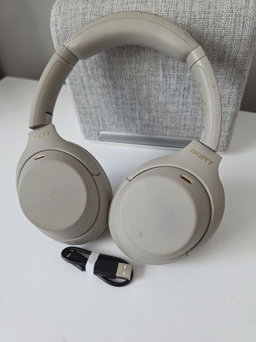 Бездротові навушники Sony WH-1000XM4 – топова якість звуку та ANC