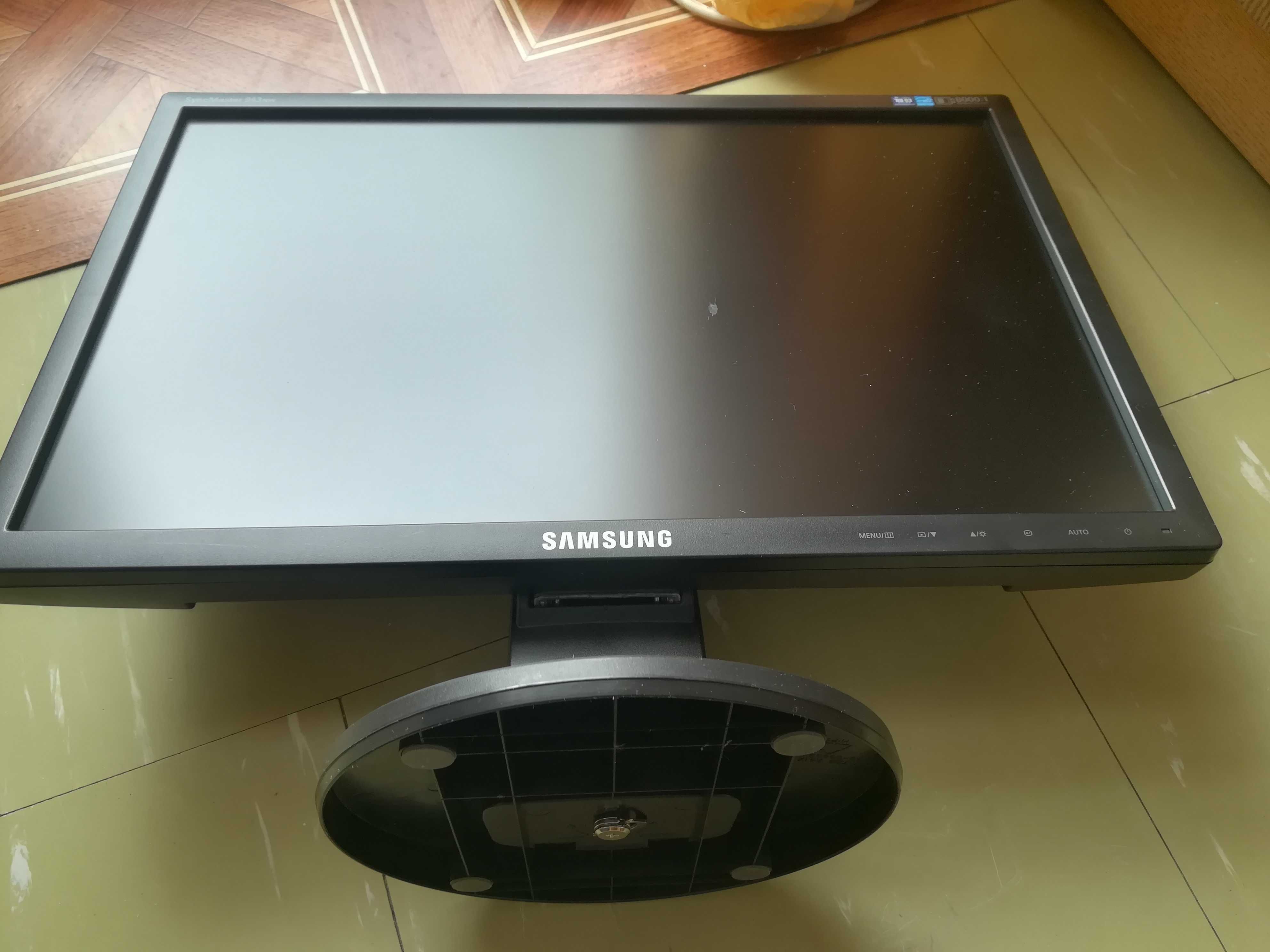 Monitor 19" Samsung 943NW (LS19MYNK)