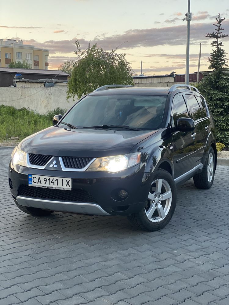 Mitsubishi outlander 2007