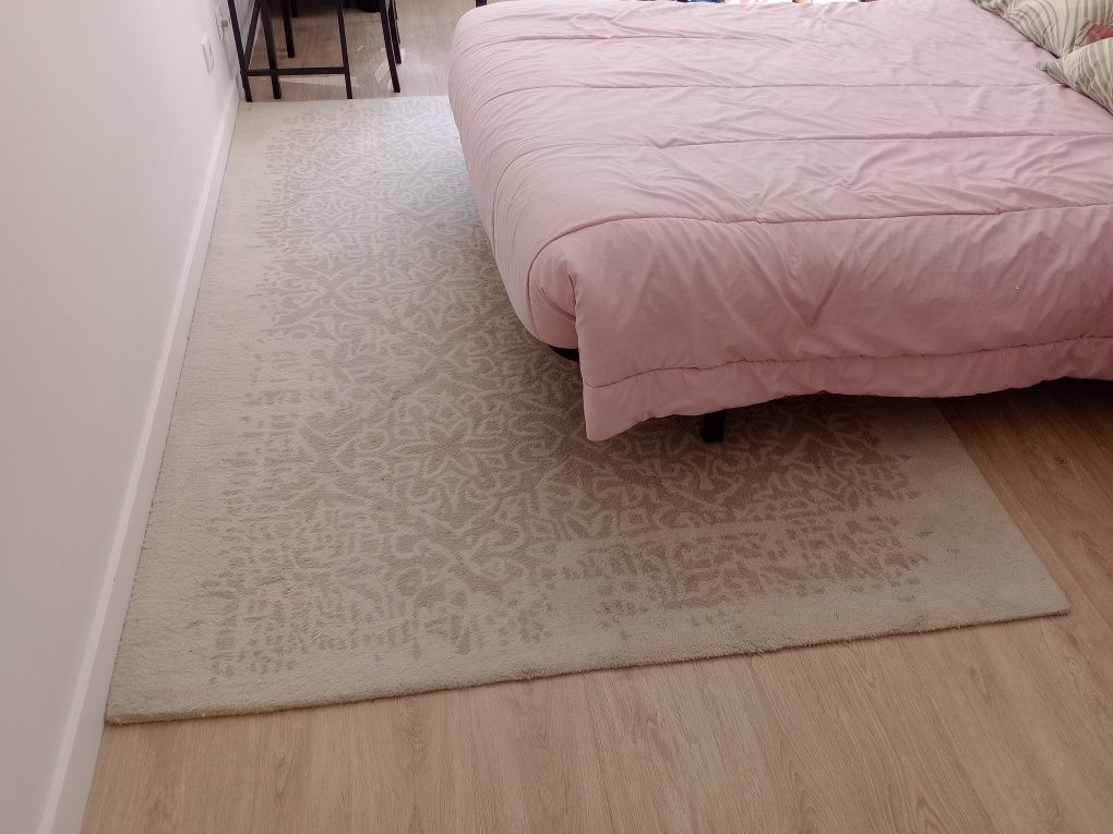 Tapete grande da "Área" (170 x 240 cm)
