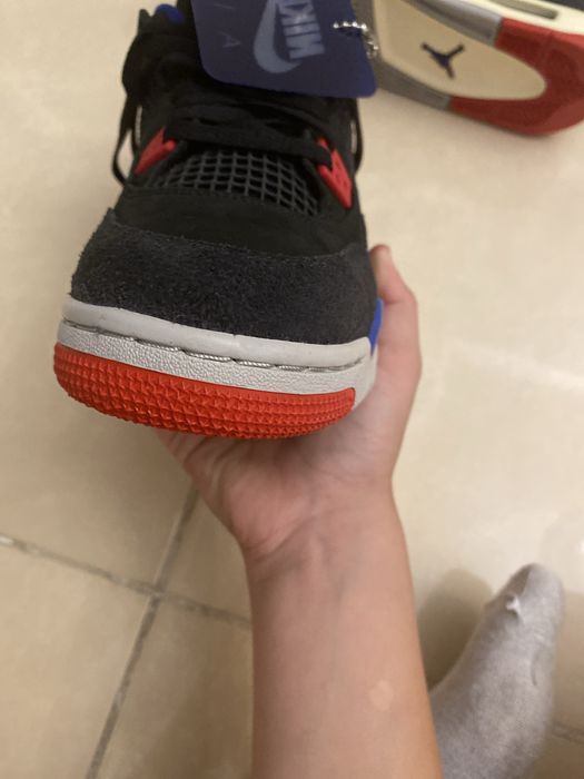 Кросівкі Jordan4