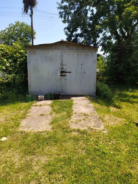 Продам невеликий будинок