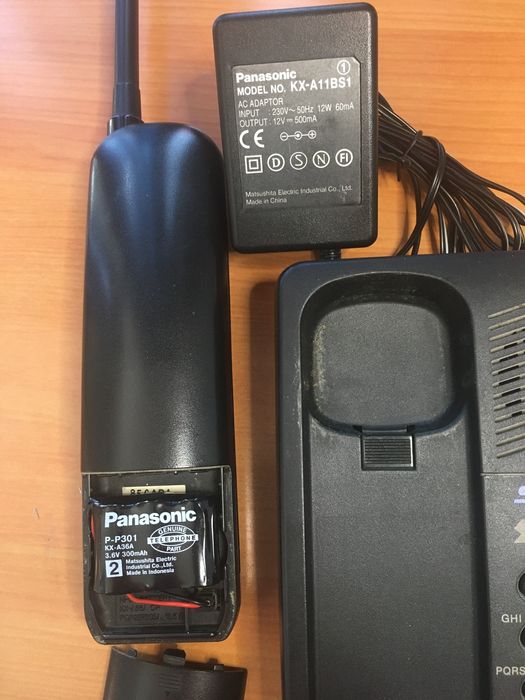 Телефон Panasonic KX-TC418