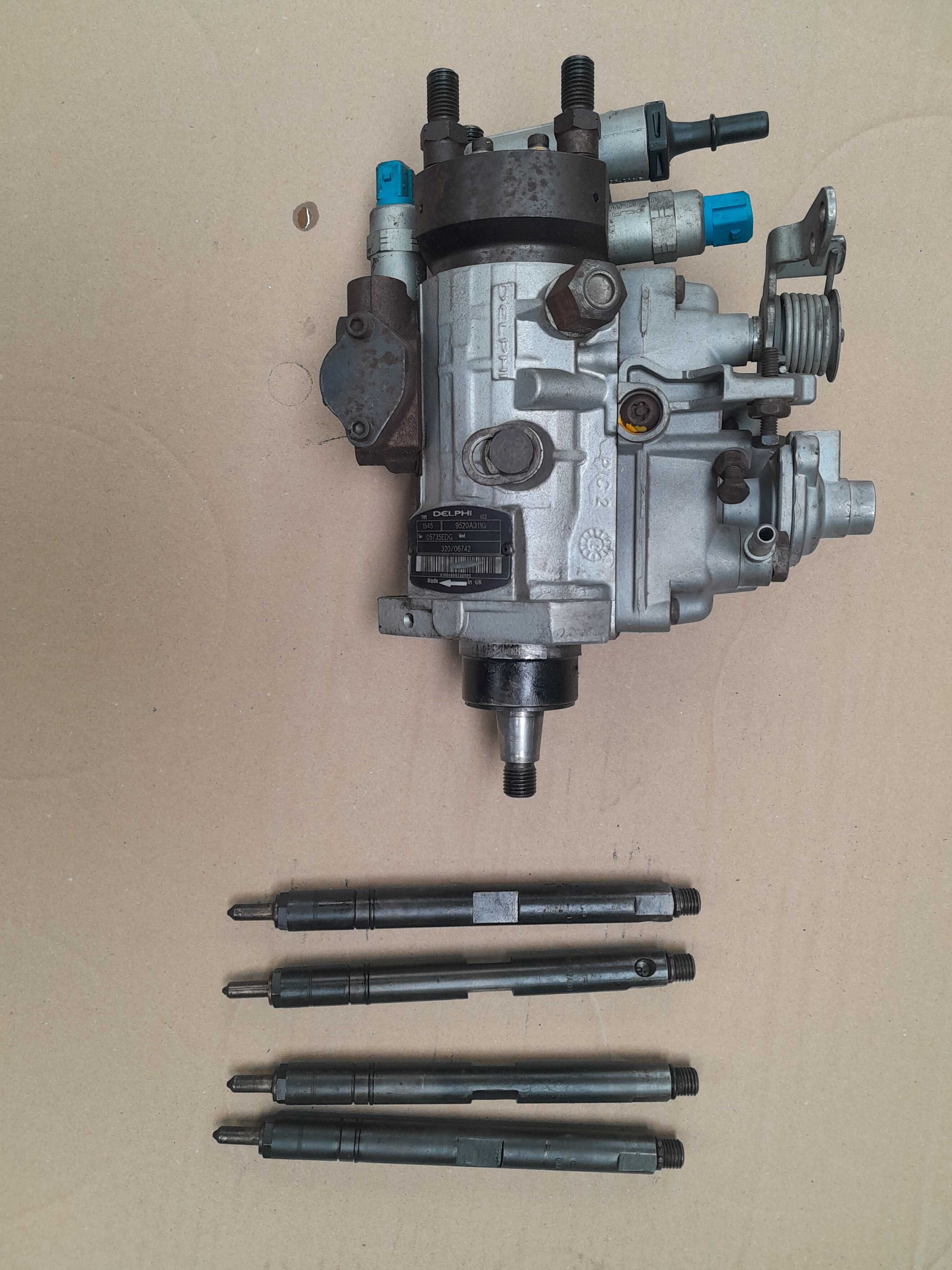 Pompa Wtryskowa do koparko-ładowarki JCB4CX + 4 wtryski