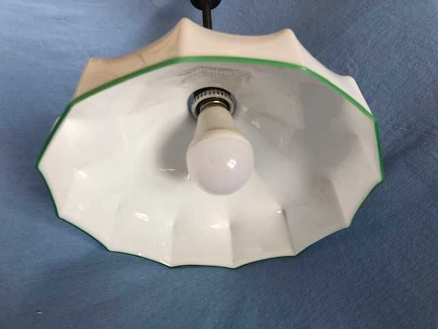 Przedwojenna lampa mosiężny żyrandol secesja szklany klosz