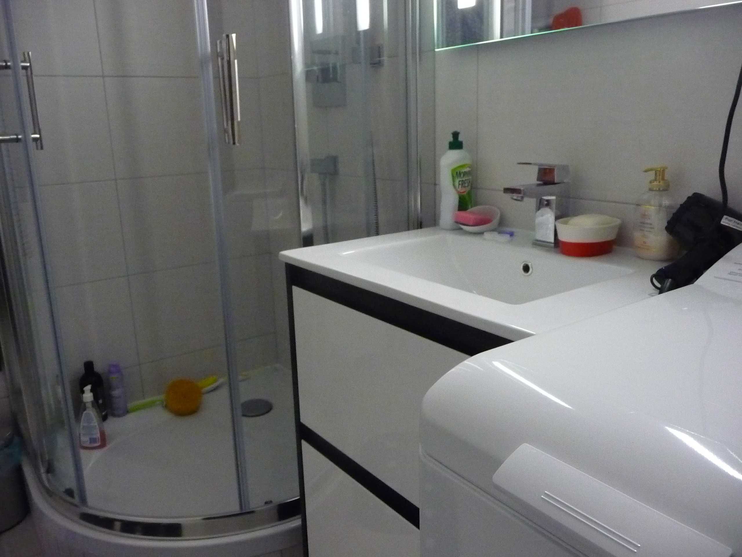 Pokój w apartamentowcu super lokalizacja