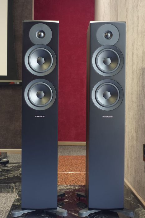 Dynaudio Emit 30 Walnut Para - Outlet