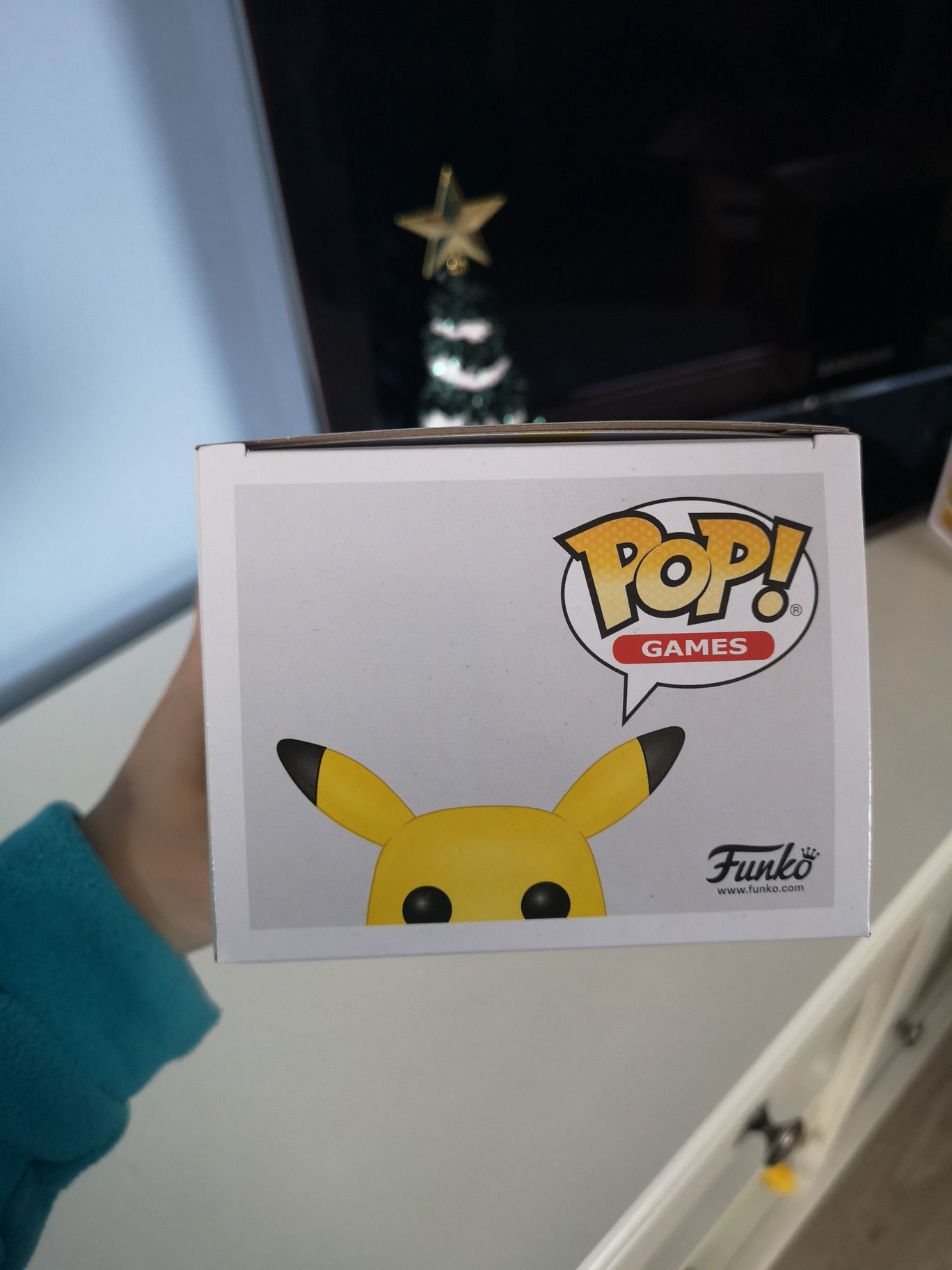 Funko Pop! PIKACHU Flocked Pokemon Exclusive 353 unikat figurka