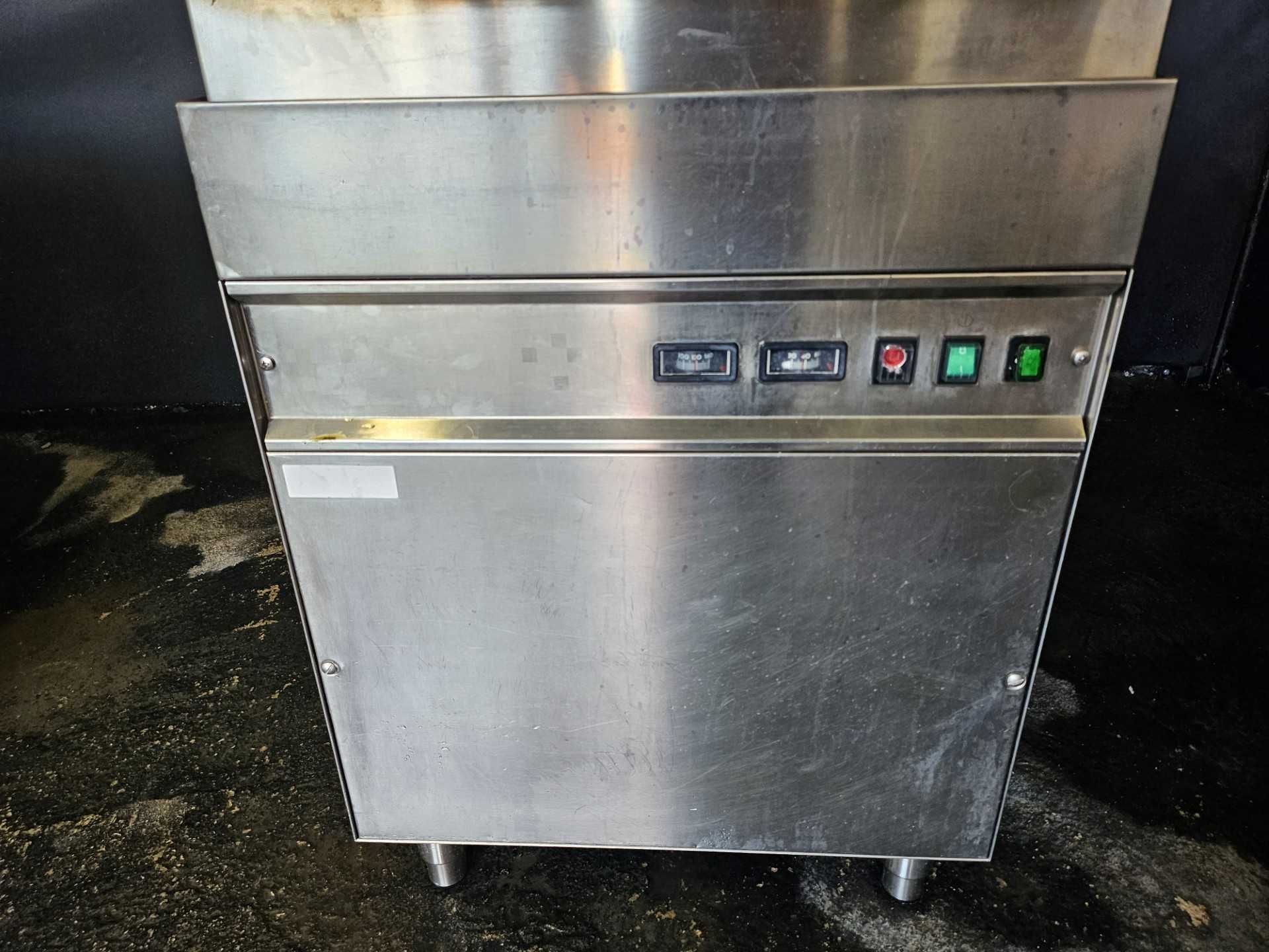 Máquina de lavar loiça industrial