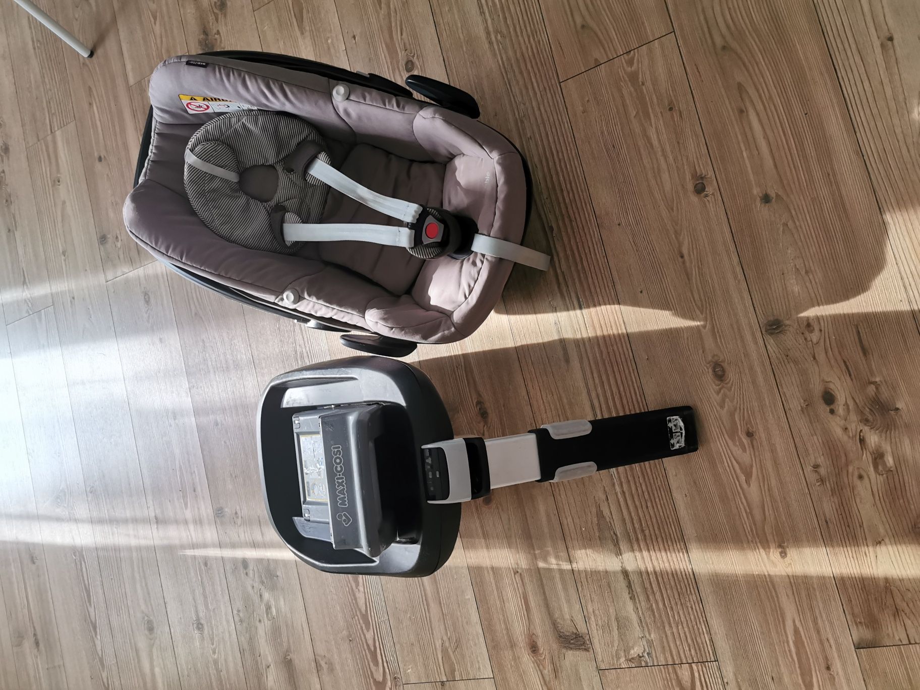 maxi cosi pebble + baza family fix