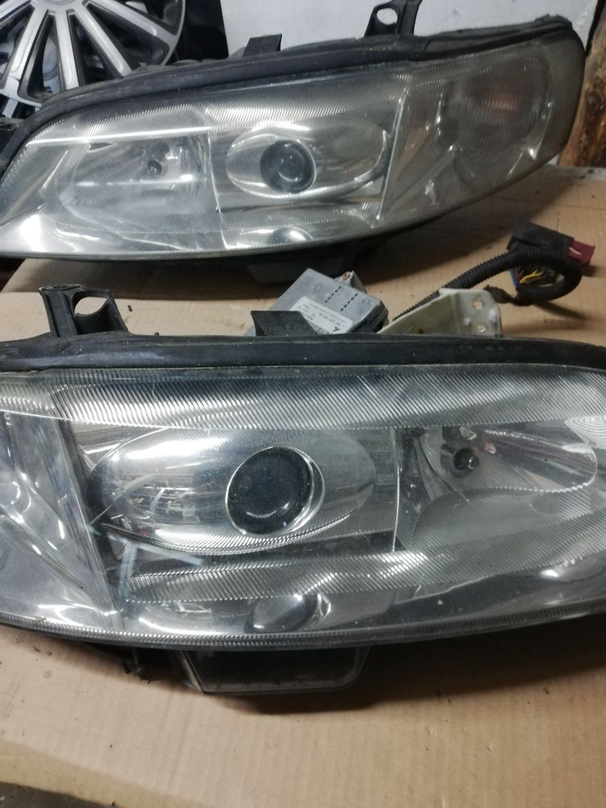 Lampy przód Xenon Opel Vectra B eu