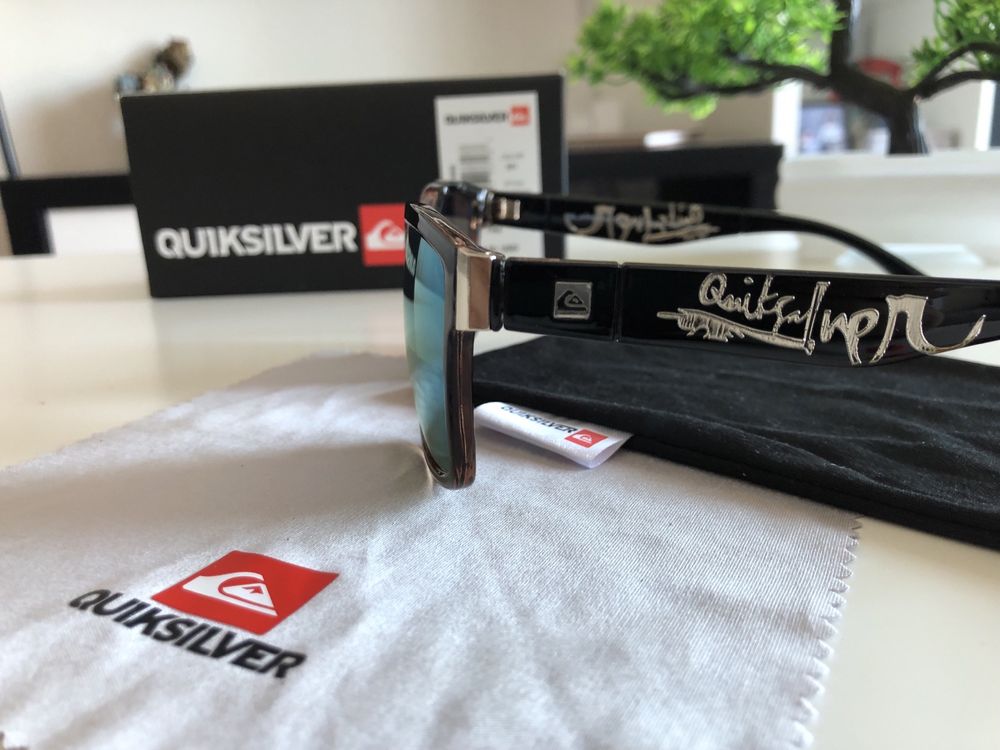 Oculos sol Quiksilver novos
