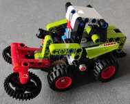 LEGO Technic Mini CLAAS XERION 42102