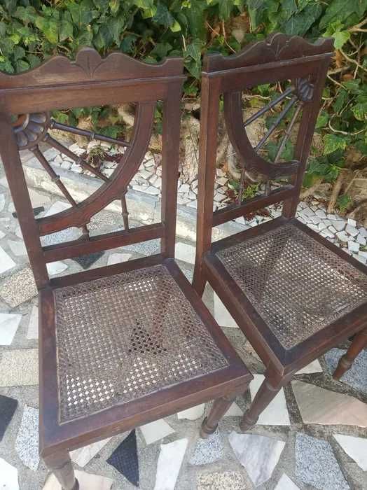 Cadeiras de pallhinha para restauro
