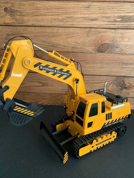 Автомодель MZ Экскаватор на радиоуправлении